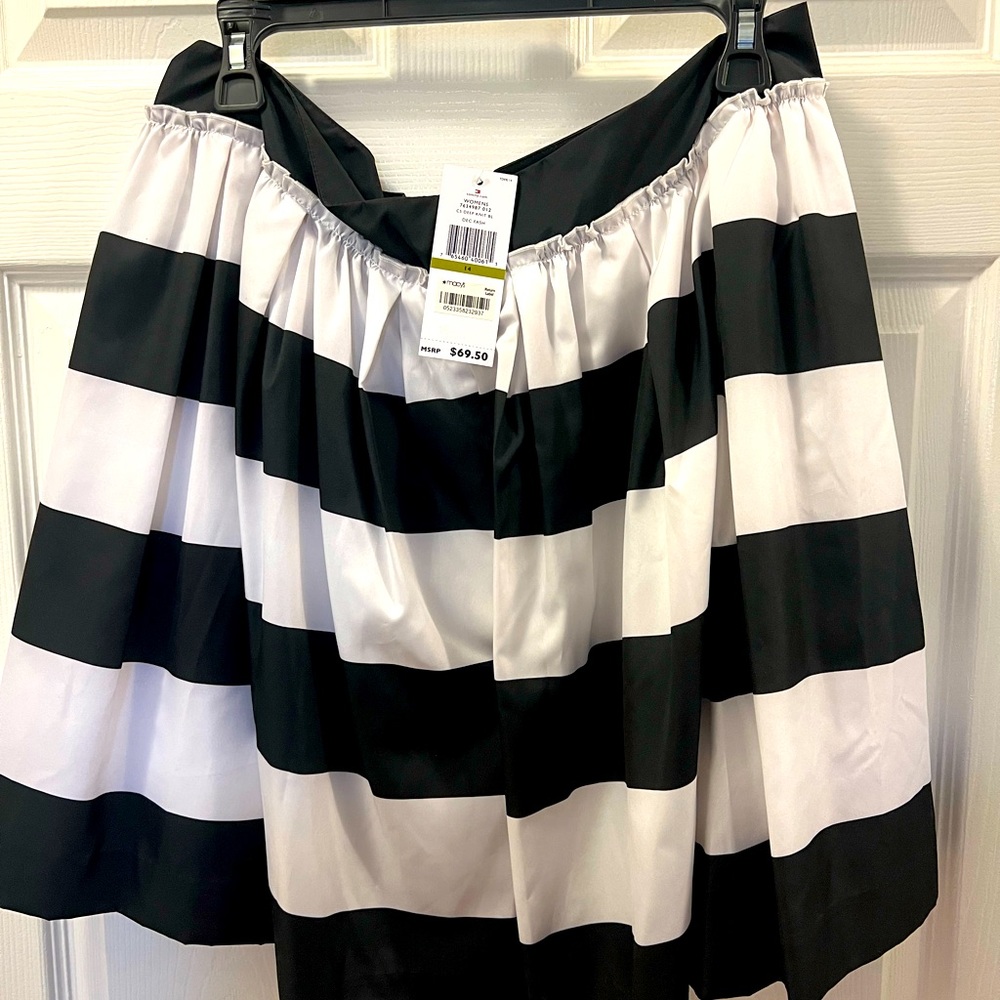 Tommy Hifiger skirt